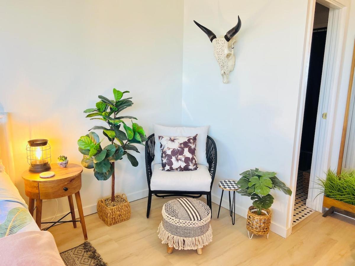 Oceanview Freshly Renovated Free Parking Wifi Honolulu